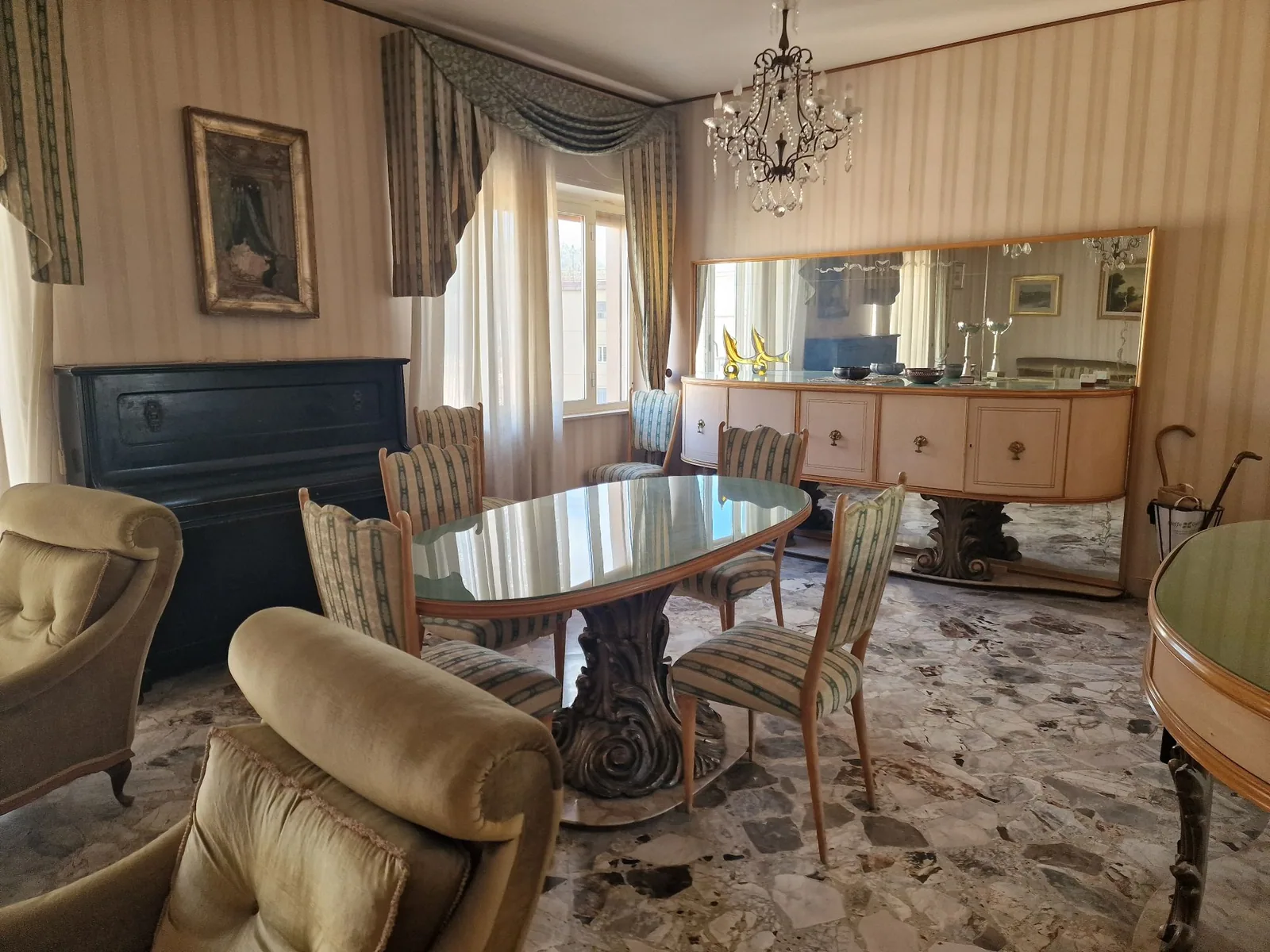 Appartamento con terrazzo in via Gorizia