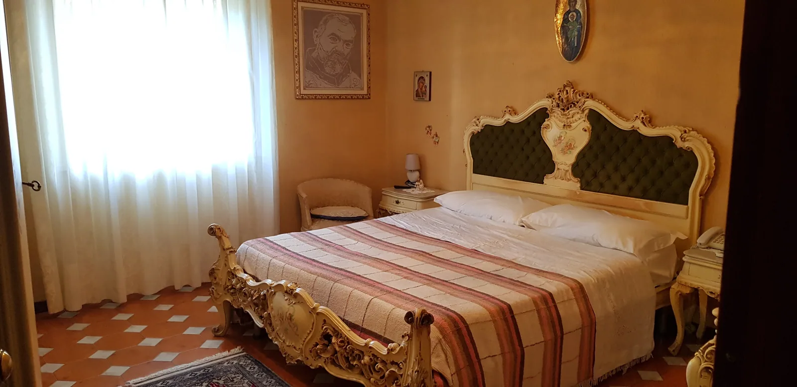 Appartamento Piano Geraci con garage e cantina