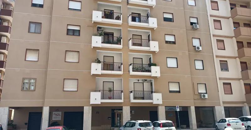 Case da Sogno in Sicilia · Agenzia immobiliare a Caltanissetta, 