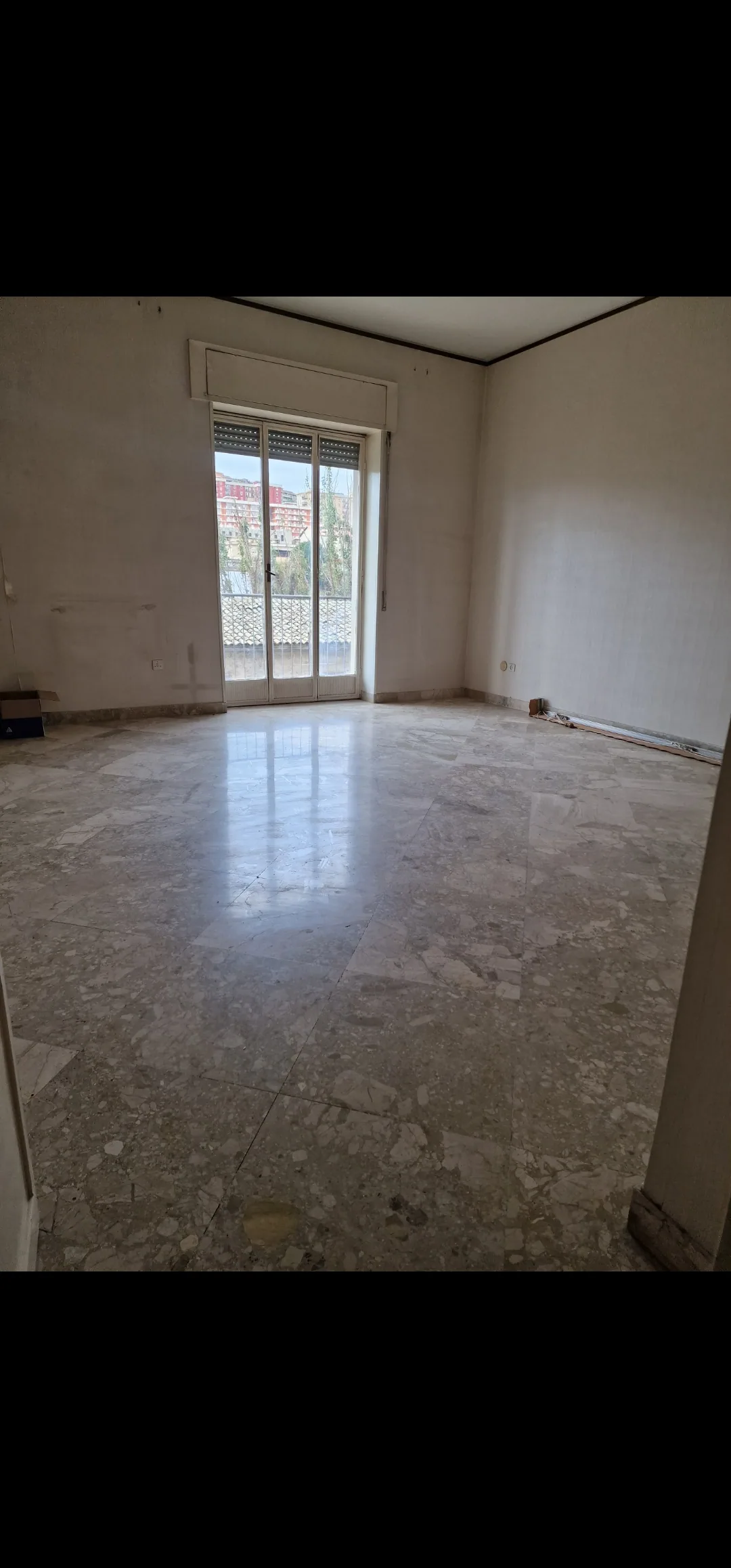 Suggestivo appartamento con giardinetto pensile