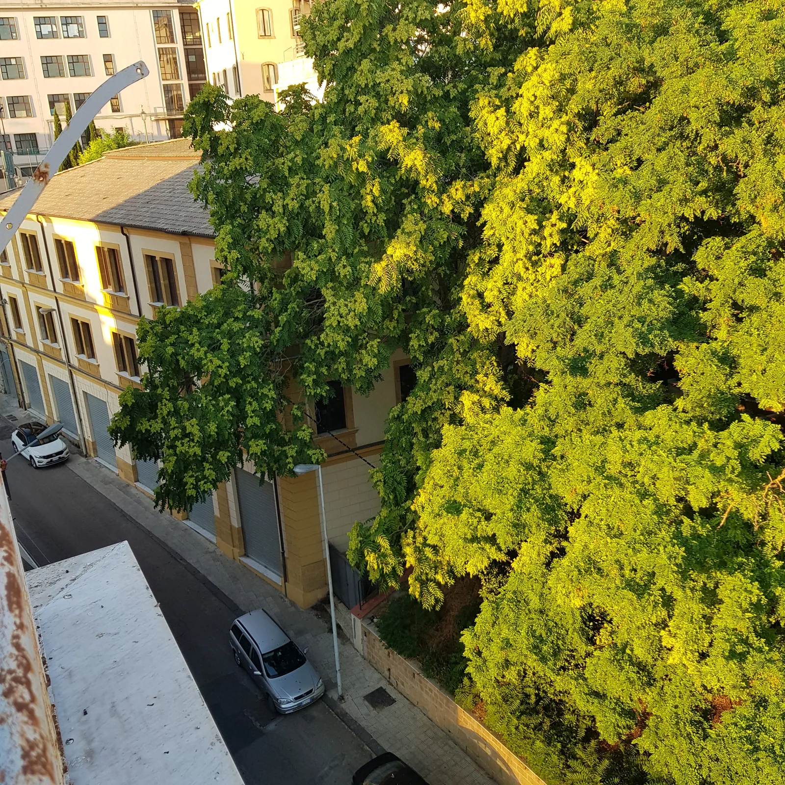 Supremo attico con due terrazzi da ristrutturare