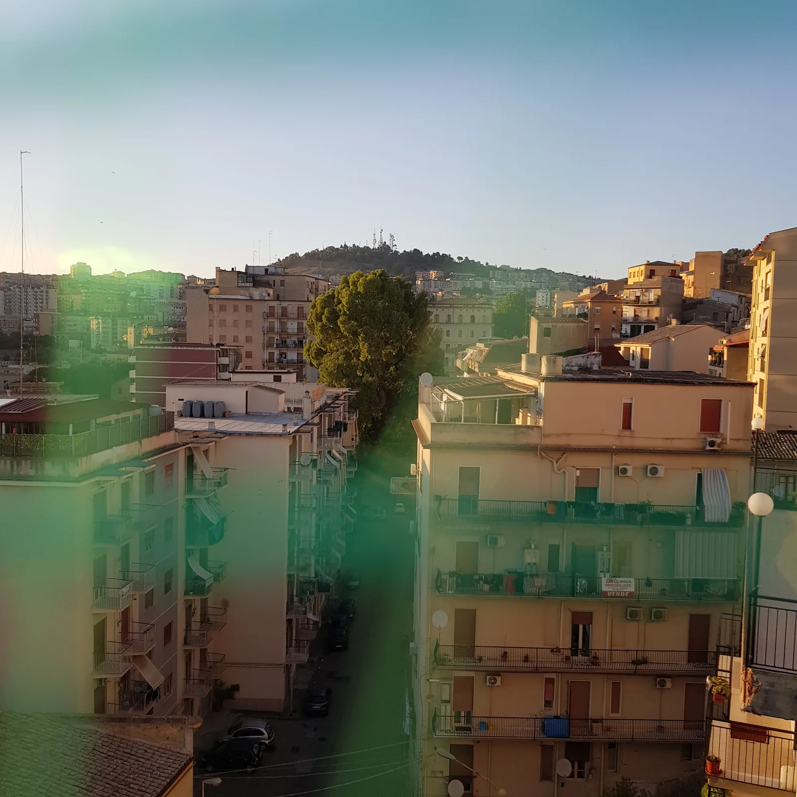 Supremo attico con due terrazzi da ristrutturare