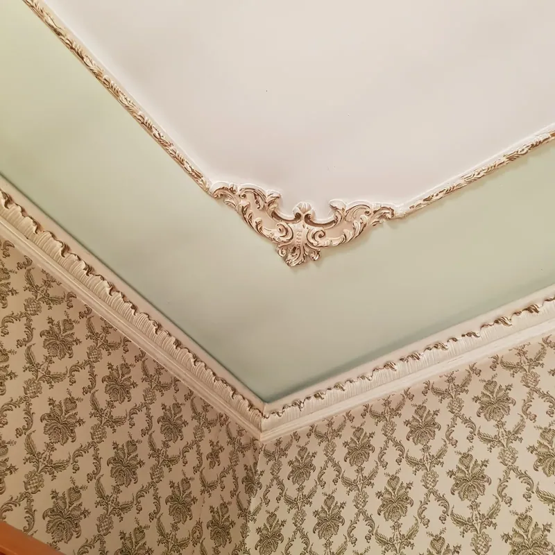 Supremo attico con due terrazzi da ristrutturare — € 60.000